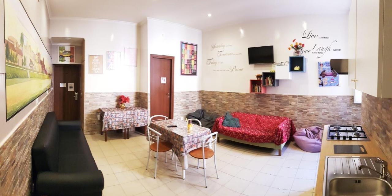 Legends Hostel Rome Exterior photo