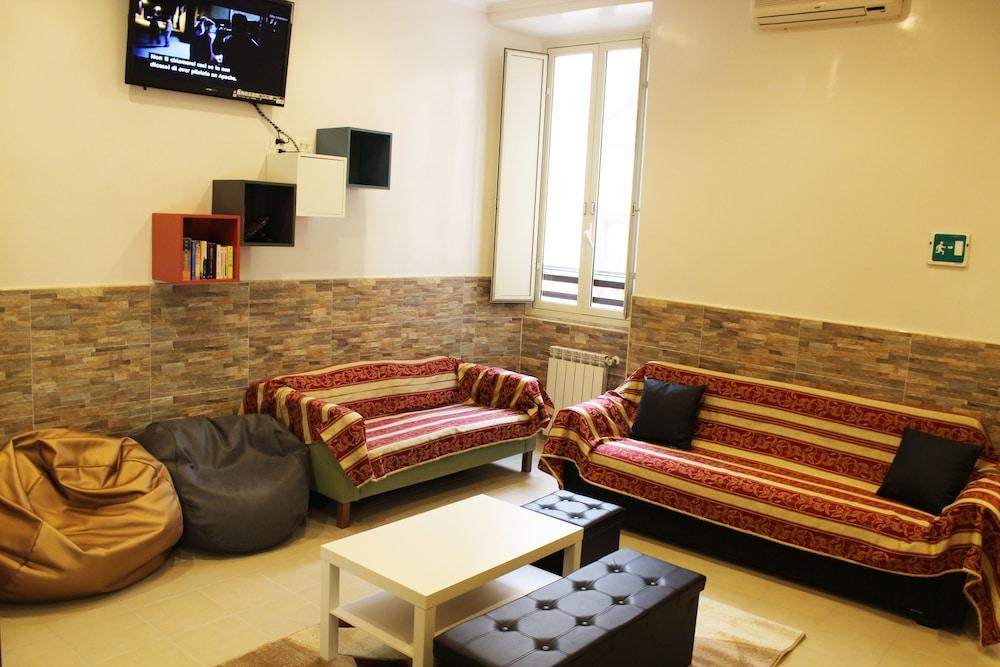 Legends Hostel Rome Exterior photo