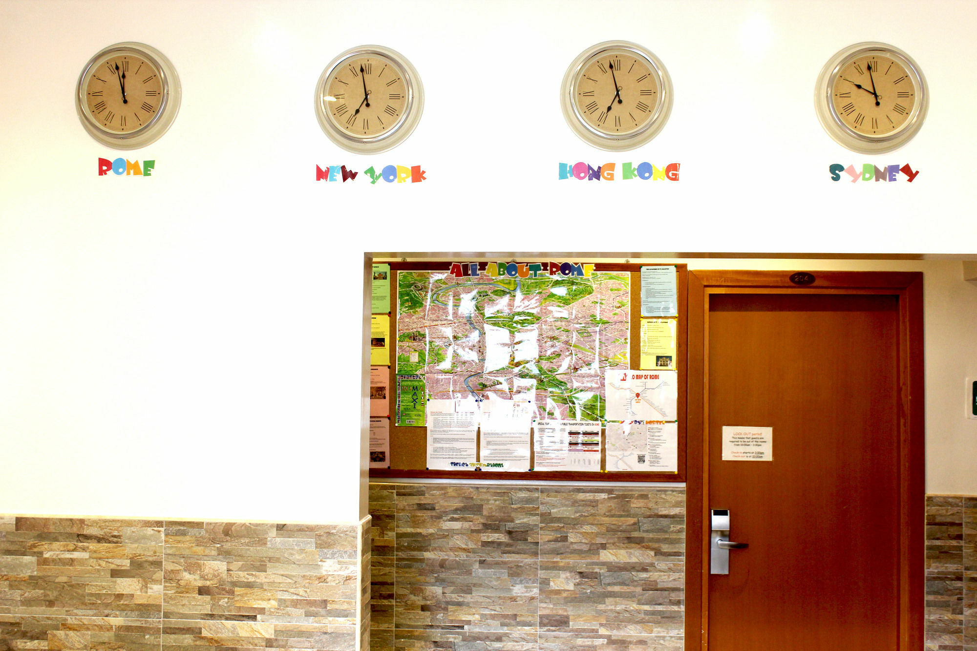 Legends Hostel Rome Exterior photo